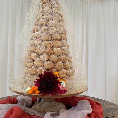 Croquembouche